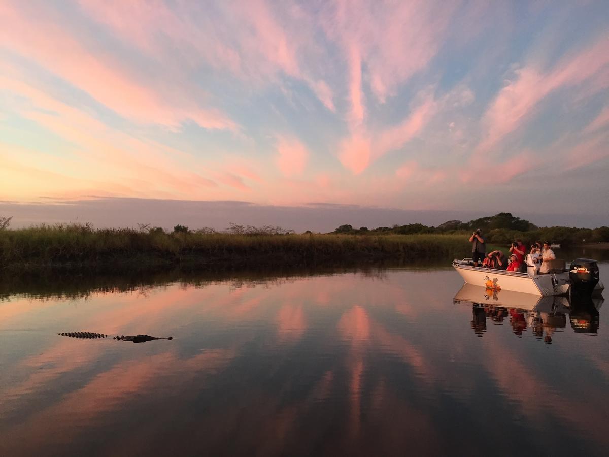 Point Stuart Wilderness Lodge Экстерьер фото